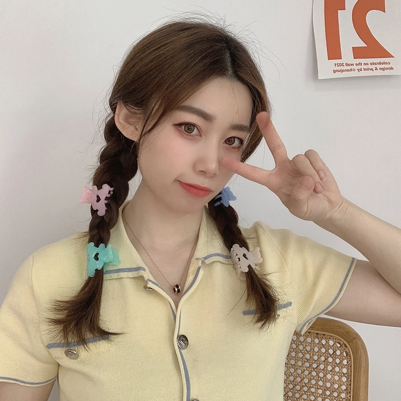 

1 Pc Korean Kawaii Bear Hair Clip Claw Clamp for Women Girls Kids Hairpin Crab Headband Hair Washface Accessories Color Headwear