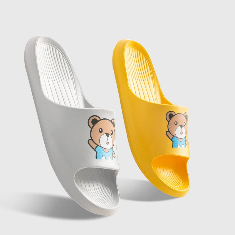 Вне дома в Воздухопроницаемая летняя одежда новое пополнение детских зимних 2021 крутые женские шлёпанцы; Мужская домашняя обувь; Модные шлепанцы для ванной для влюбленных; Нескользящие