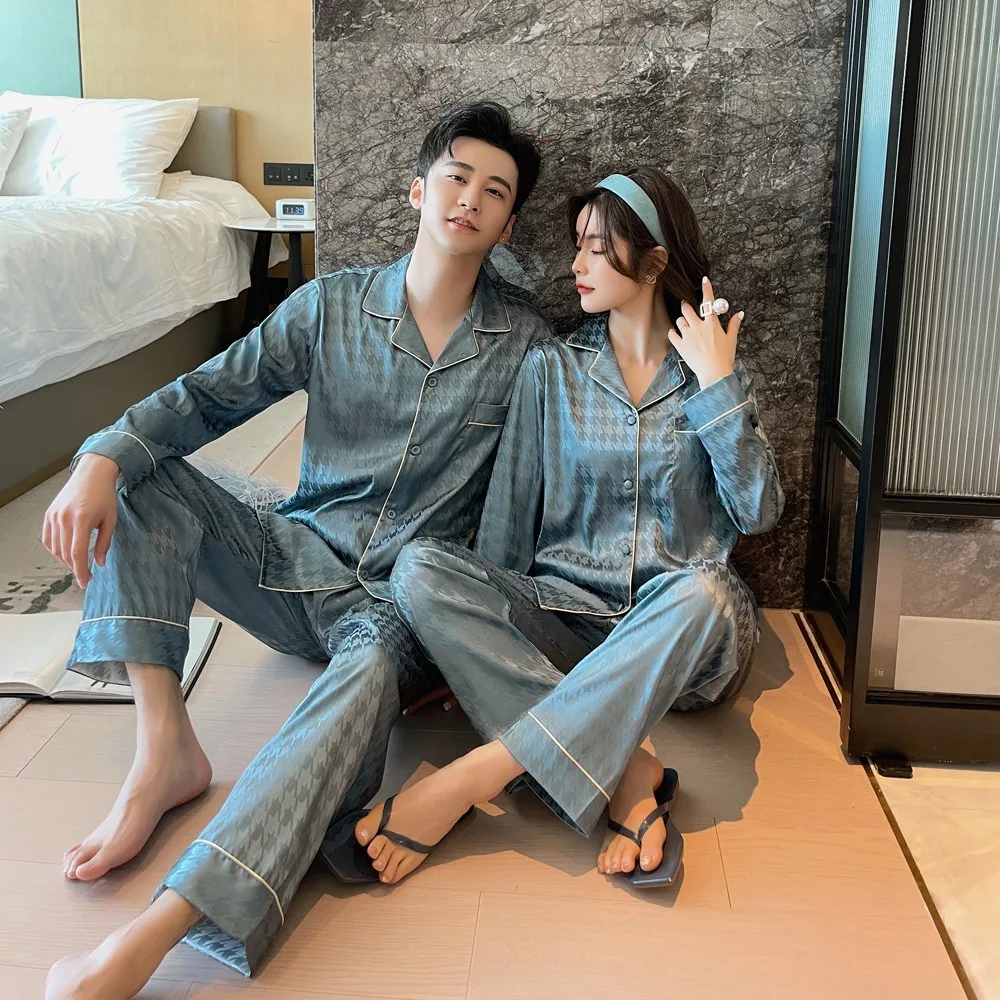 

Couple pyjamas 2021 summer new silk suit men's long-sleeved silk sleepwear set