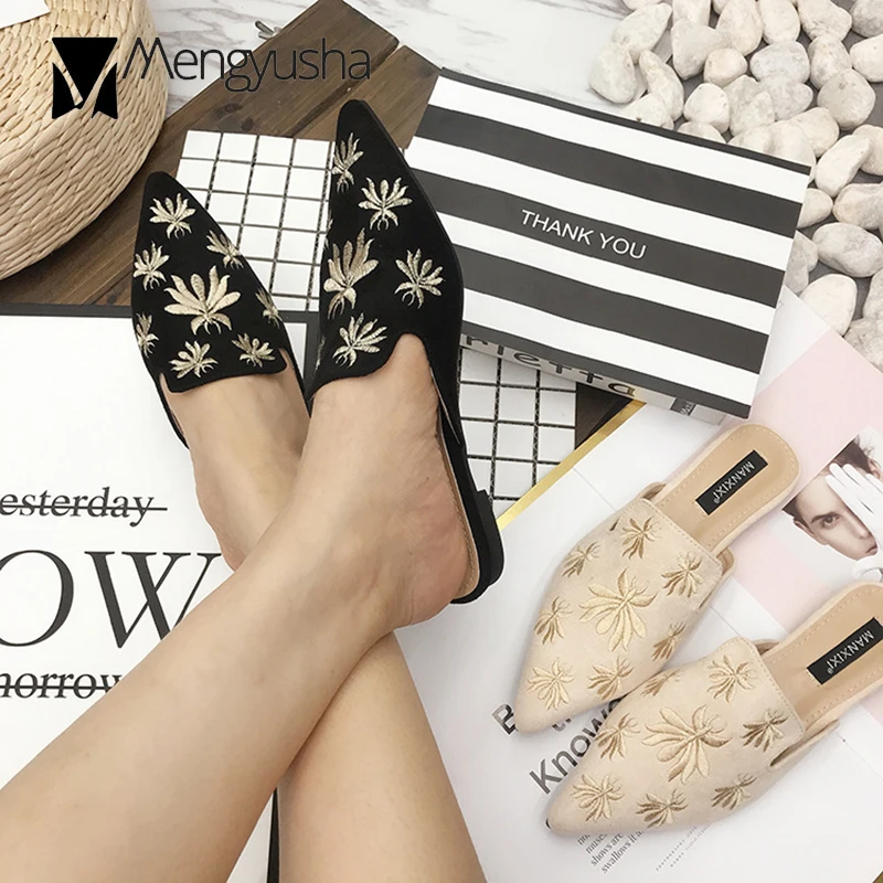 2019 г. Осенние закрытые тапочки шлепанцы с острым носком женские бархатные