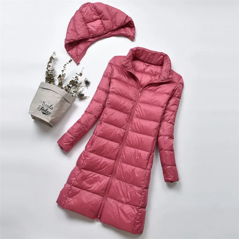 Осенне зимняя женская белая куртка пуховик на утином пуху женский с капюшоном