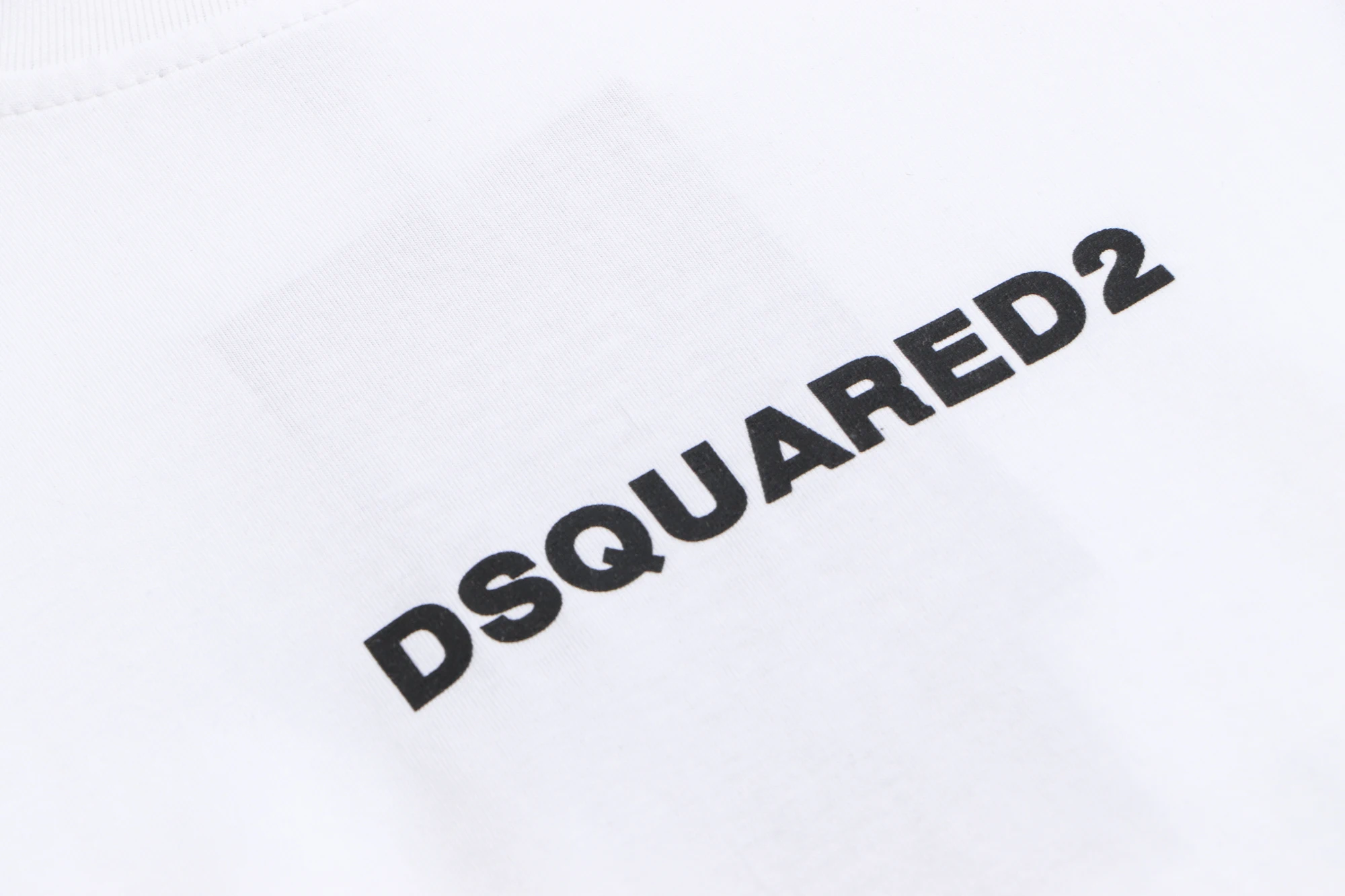 

DSQUARED2 Men's Women's Printed LettersRound Neck Short Sleeve Street Hip Hop Pure CottonD2 Authentic Tee DSQ2 T-shirt 873