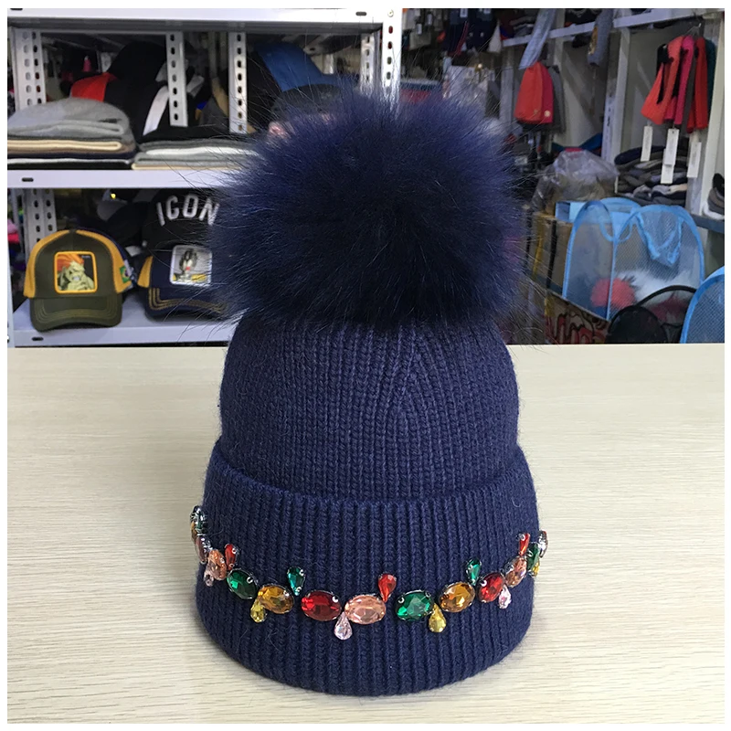 Новинка 2019 зимняя шапка с меховыми помпонами для женщин и девушек Шапка бини
