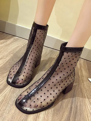 

Boots children summer 2019 new wild square head hollow with Martin boots