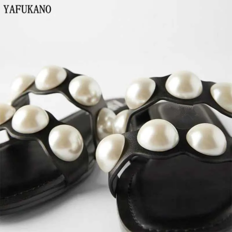 Женские шлепанцы с жемчугом летние повседневные на плоской подошве пляжные