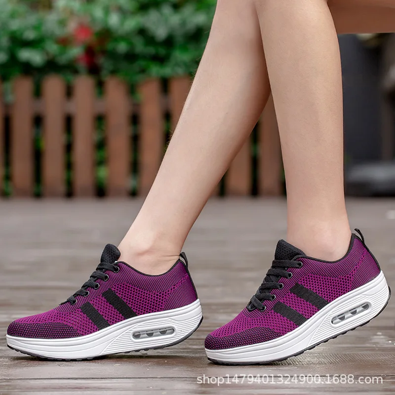 

Женские Сетчатые эластичные тканевые кроссовки, женская спортивная Вулканизированная обувь, амортизирующая мягсветильник шащая обувь с в...