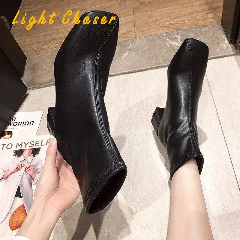 Platform Boots Winter Chelsea Boots Women Brand Designer Ladies Botas Mujer Matin Boots Short Booties High Heel Women's Boots