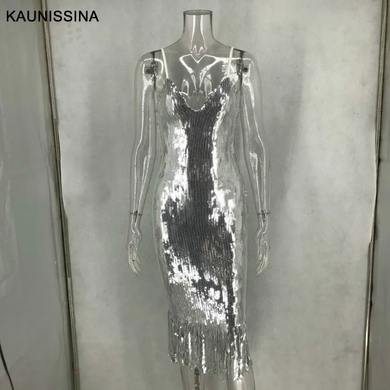 Серебристый KAUNISSINA, сексуальные коктейльные платья с блестками, прямой ремешок, v-образный вырез, без рукавов, Длинные вечерние платья с кисточками, Robe Coktail Femme - Цвет: Серебристый