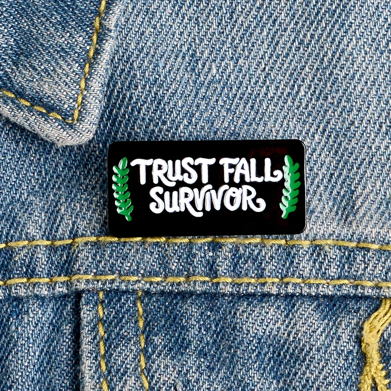 

Black Fashion Lapel Enamel Pins Green Palm leaf "TRUST FALL SURVIVOR" Brooches Badges Clothes Bag Pins Jewelry Gifts For Friends