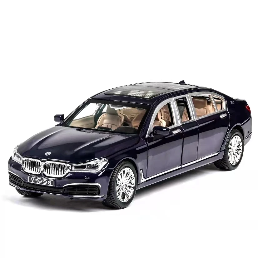 

1:24 BMW 760 Расширенная модель автомобиля из сплава, имитация силы управления звуком и светильник, коллекция игрушек в подарок