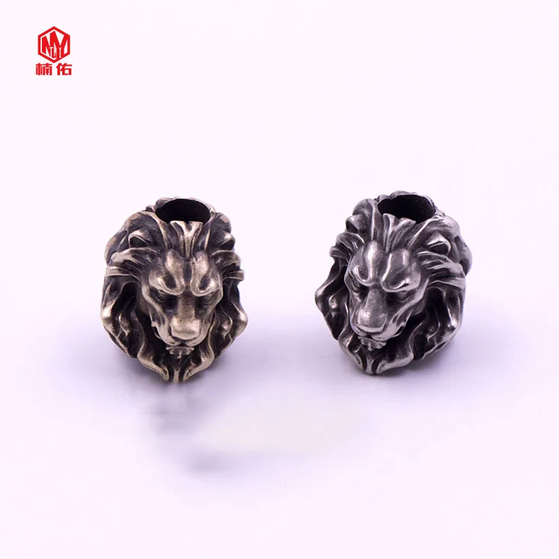 

EDC Tools Retro Brass Lion King Knife Bead Paracord Bead Bracelet Flashlight Pendant