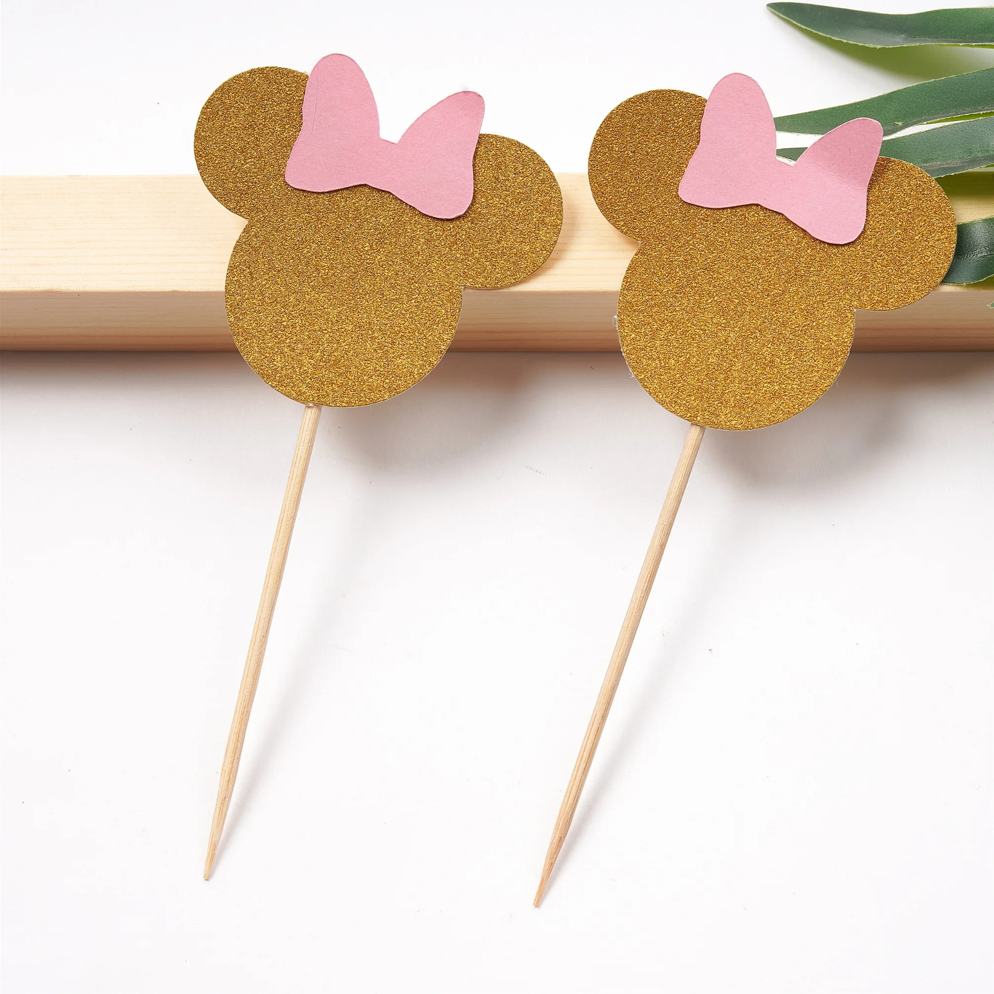 

10pcs Minnie Party Cake Topper Children's Birthday Party Decoration Minnie Party Environmental Paper Pipette Baby Shower Cake