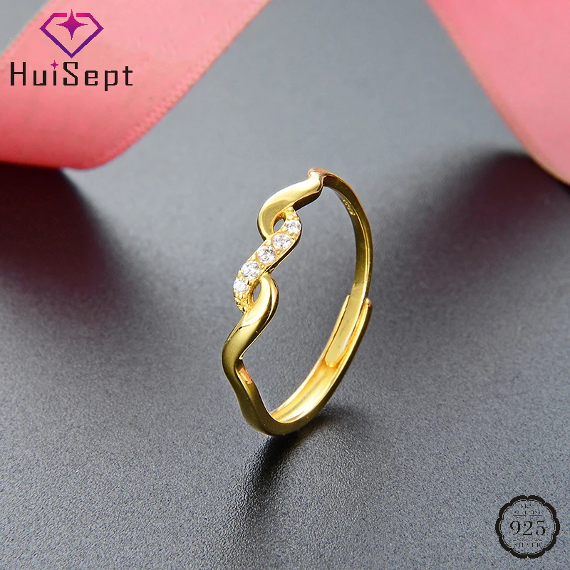 

HuiSept Trendy Ring 925 Sterling Silver Jewelry with Zircon Gemstone Gold Color Finger Rings for Women Wedding Party Ornaments