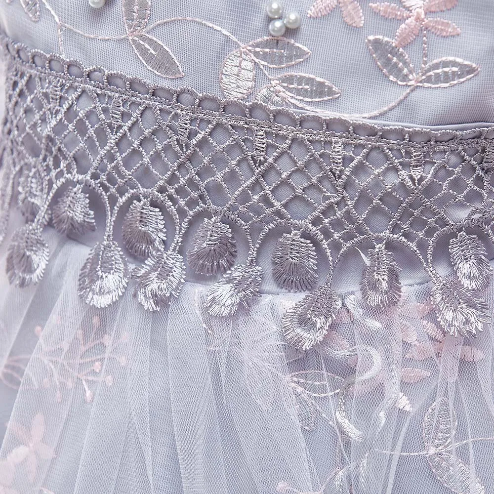 

Flower Girls Dresses Illusion Short Tulle Lace O-Neck Embroidery Pearls Knee-Length Luxury Gray Bow Kid Party Princess Gown F467