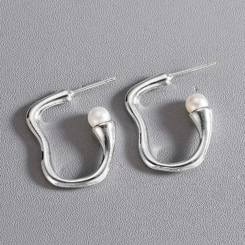 Женские серьги Крючки с искусственным жемчугом в стиле панк готика медные