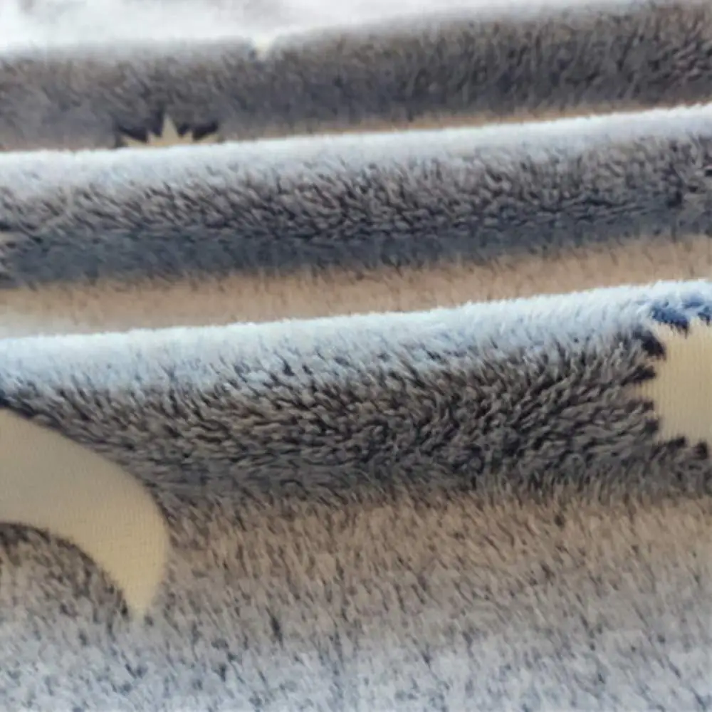 

Glow in The Dark Throw Blanket Flannel Fleece Blanket Super Soft All Seasons Blanket for Kids Stars 100x150cm