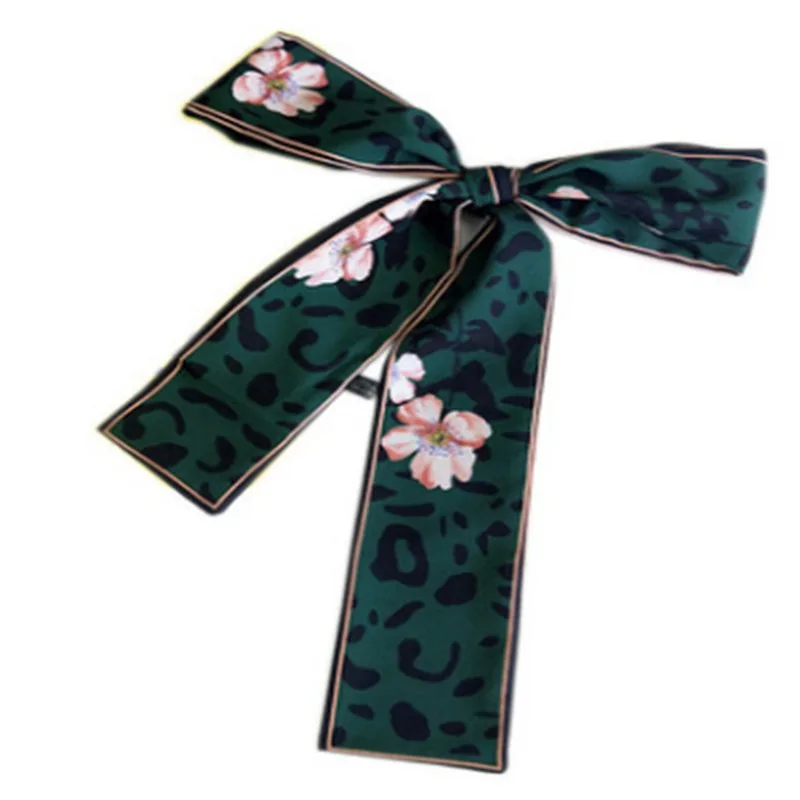

2019 Luxury Brand Leopard Print New Bag Decoration Silk Scarf For Women Foulard Women Tie Fashion Little Silk Scarf Neckerchief