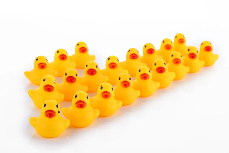 

10pcs/lot Cute Baby Kids Squeaky Rubber Ducks Bath Bathe Room Water Fun Game Playing Newborn Boys Girls Toys for Children