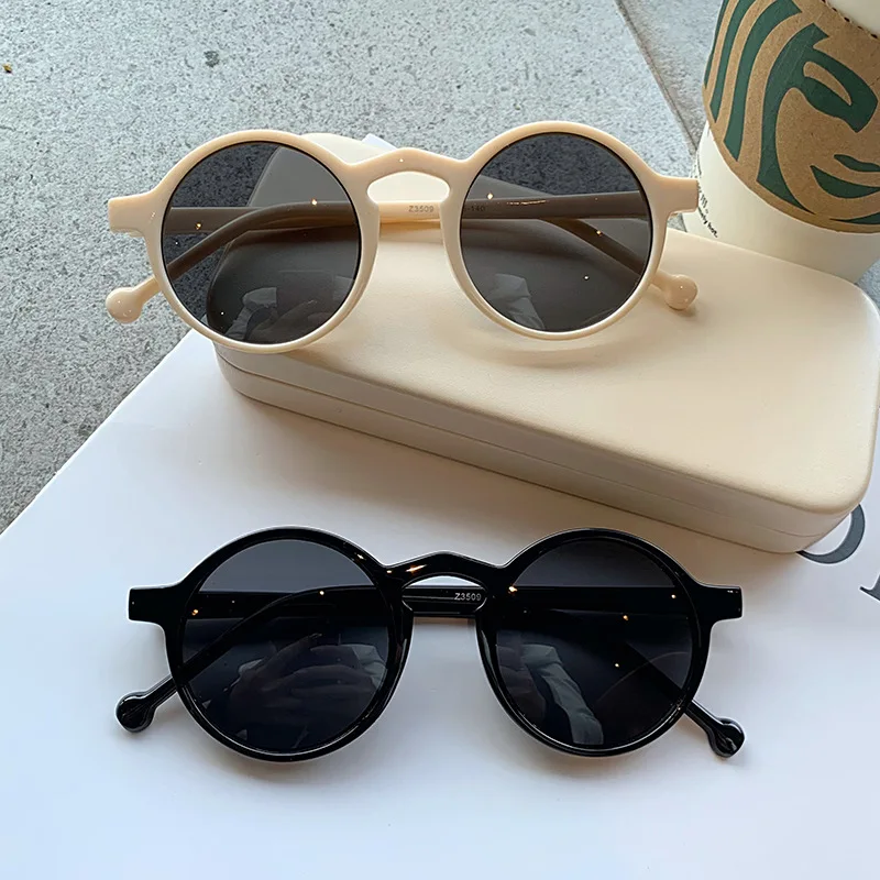 

OLOEY Mocha Milk Tea Color Sunglasses Women Fashion Trendy Korean Small Round Sun Glasses for Men Brand Designer UV400 Oculos