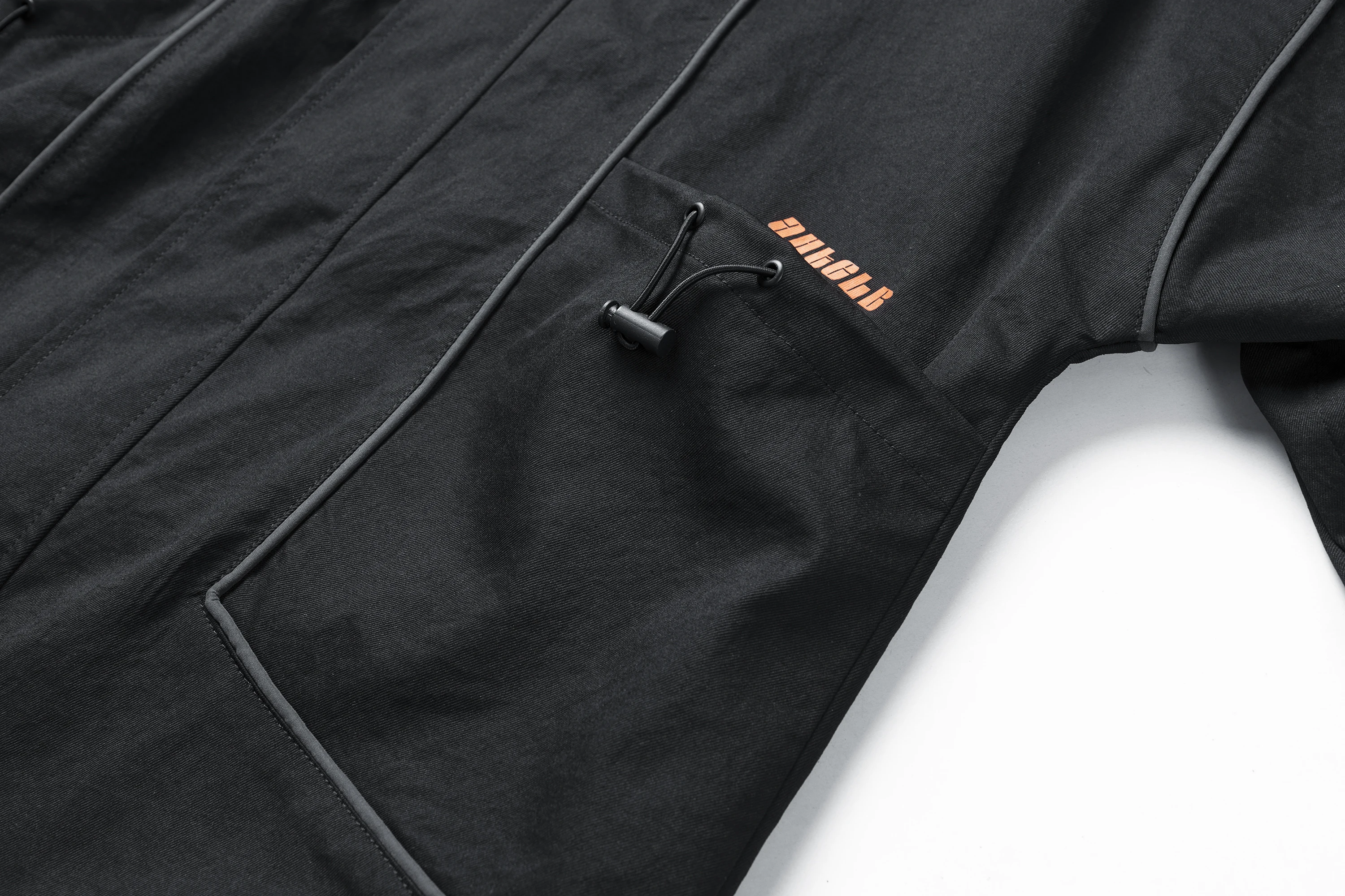 

Men'sSpring HoodedCasual Jackets, Hip-Hop Black Jackets, Single-Layer Loose Jackets With Monogrammed Printed Jackets On The Back