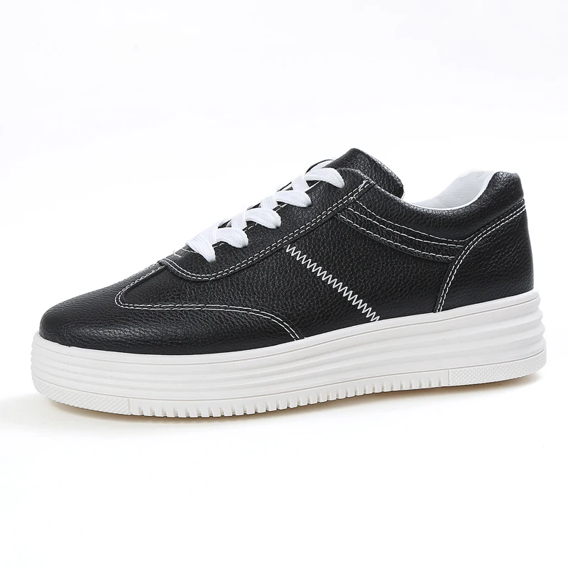 Женские кроссовки на вулканизированной подошве белые платформе из