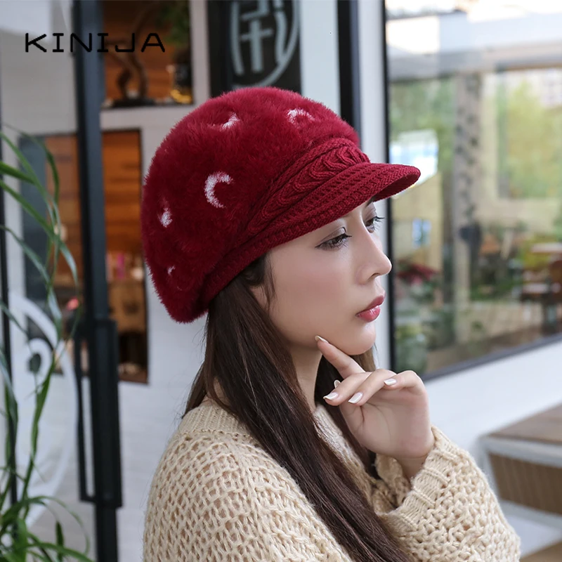 Женская зимняя шапка из кроличьего меха вязаная с утиным язычком корейский