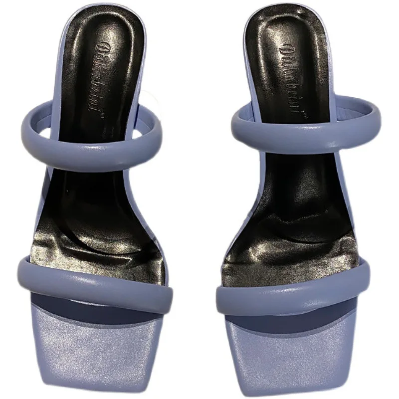 

Women's sandals and high heels