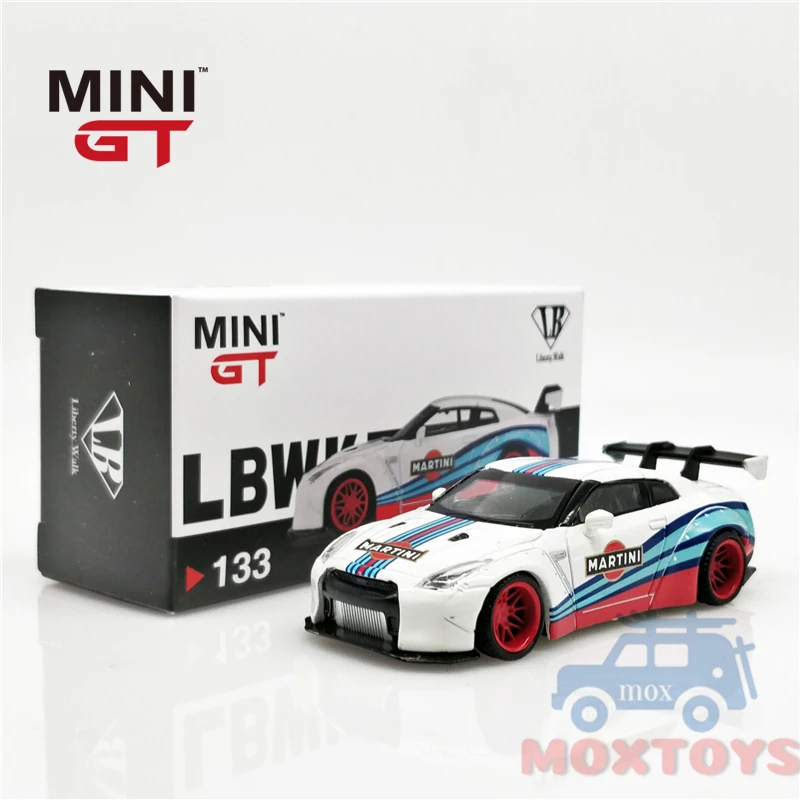 

MINI GT 1:64 LB работает с Nissan GT-R R35, модель автомобиля с литым под давлением Martini