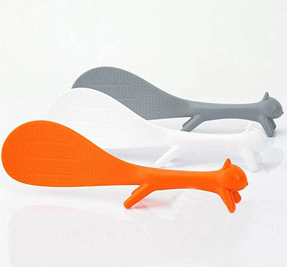 

3 colors Creative Lovely Kitchen Supplie Squirrel Shaped Ladle Non Stick Rice Paddle Meal Spoon Kitchen Supplie Random Color