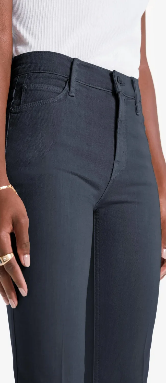 

Women Flared Jeans Stretch High Waist Lady Simple Zipper Skinny Slim Denim Trousers Female Fashion Long Pants 2021 New