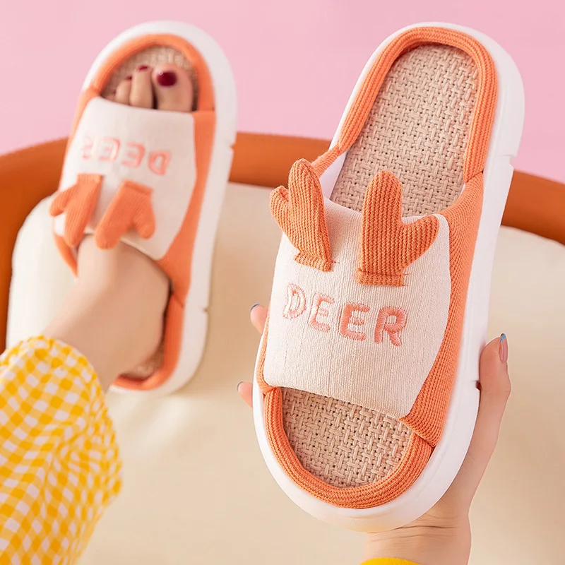 

Women Cotton Linen Slippers Cartoon Deer Summer Shoes Couples Indoor Platform Slipper Breathable Female Male Home Floor Slides
