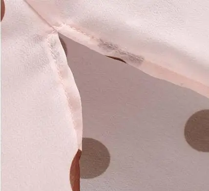 Женская милая рубашка с принтом в розовое горошек длинными рукавами необычным