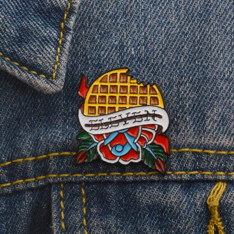I Believe Color Light Box Metal Enamel Brooch WSD Keyboard Black stranger things Pie Badge Pin Fun Trendy Costume Jewelry Gift | Украшения