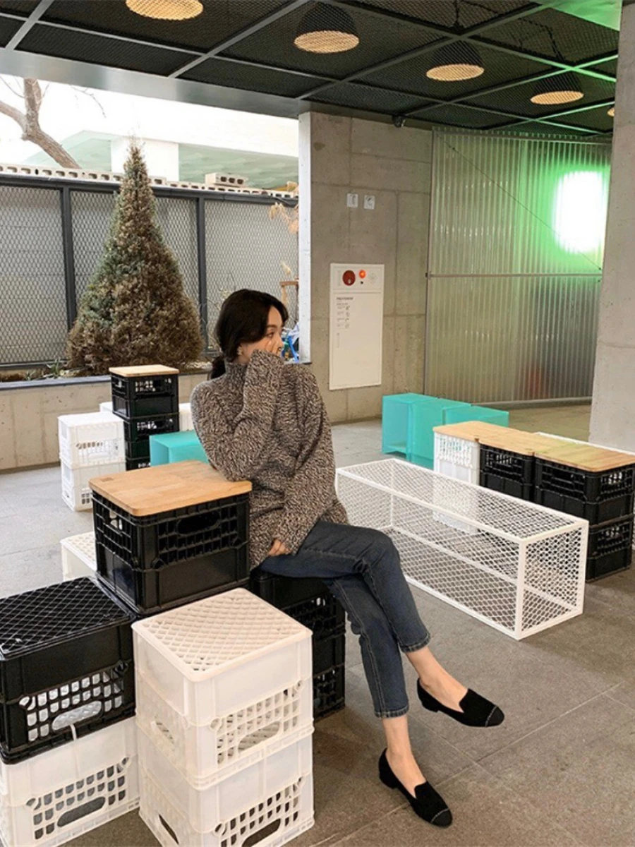 

2021 New Year Net Celebrity Same Style Single Shoes Leather Round Toe Low-heel Chain Stitching Loafers Casual Women's Shoes