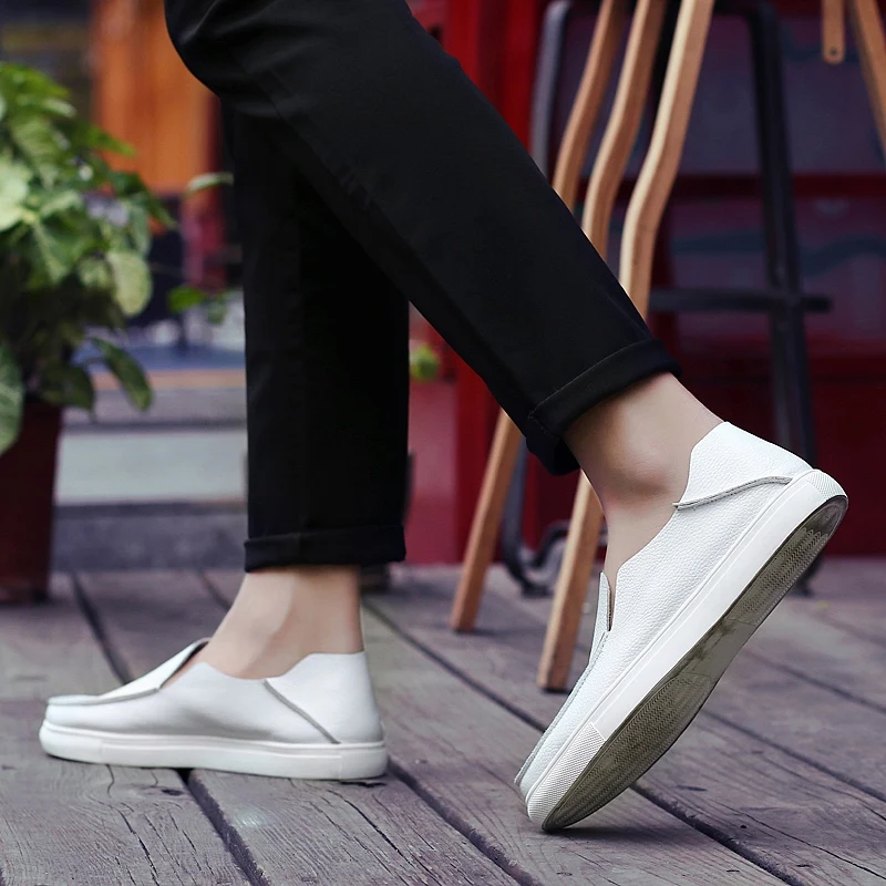 

Ленивая обувь для мужчин Кожаная обувь для мужчин; Удобные и дышащие светильник однотонная обувь в простом стиле на каждый день на плоской п...