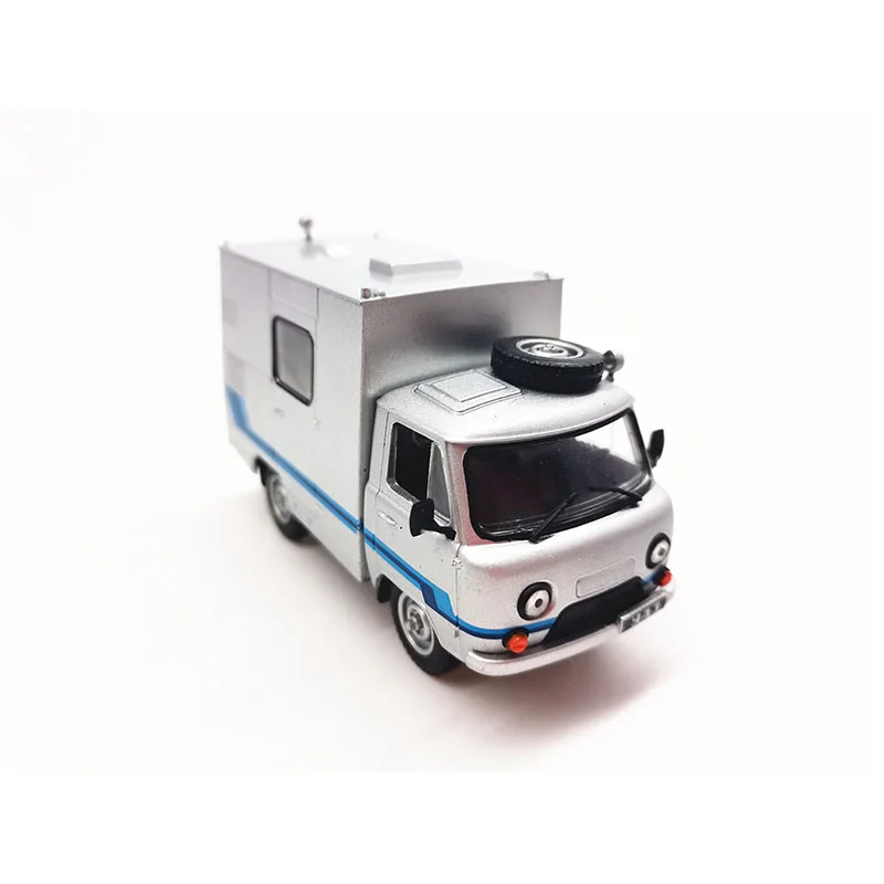 Модель автомобиля Diecast 1/43 российский УАЗ 452D из сплава Классическая коллекция