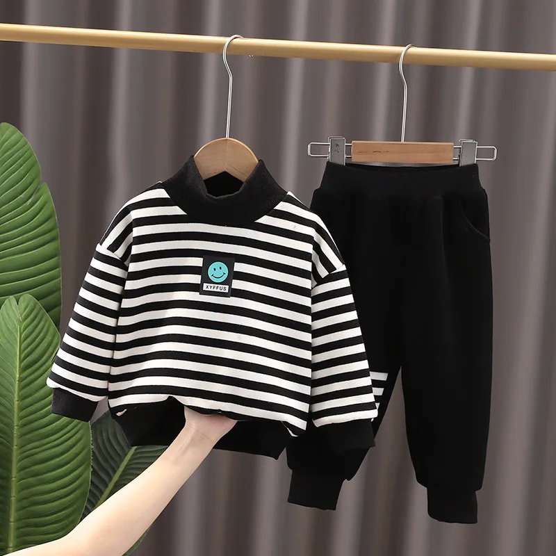 

Одежда для маленьких мальчиков, новый осенне-зимний Повседневный плотный теплый детский комплект, брендовый флисовый свитер с высоким воротником для малышей и брюки, модель для мальчиков