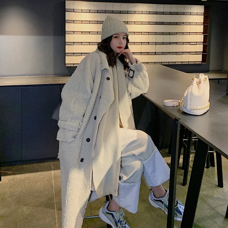 

Winter 2020 mid-length Korean female rice apricot double-breasted lace-up long lamb wool casual jacket loose and warm L17
