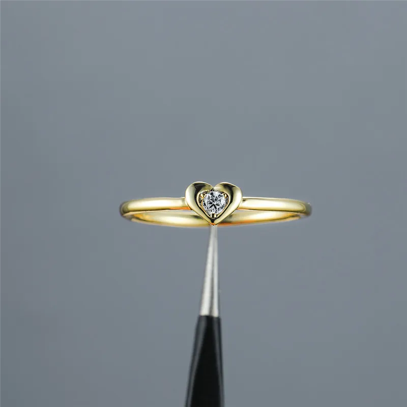 Простое женское белое круглое кольцо с кристаллами модное тонкое обручальное