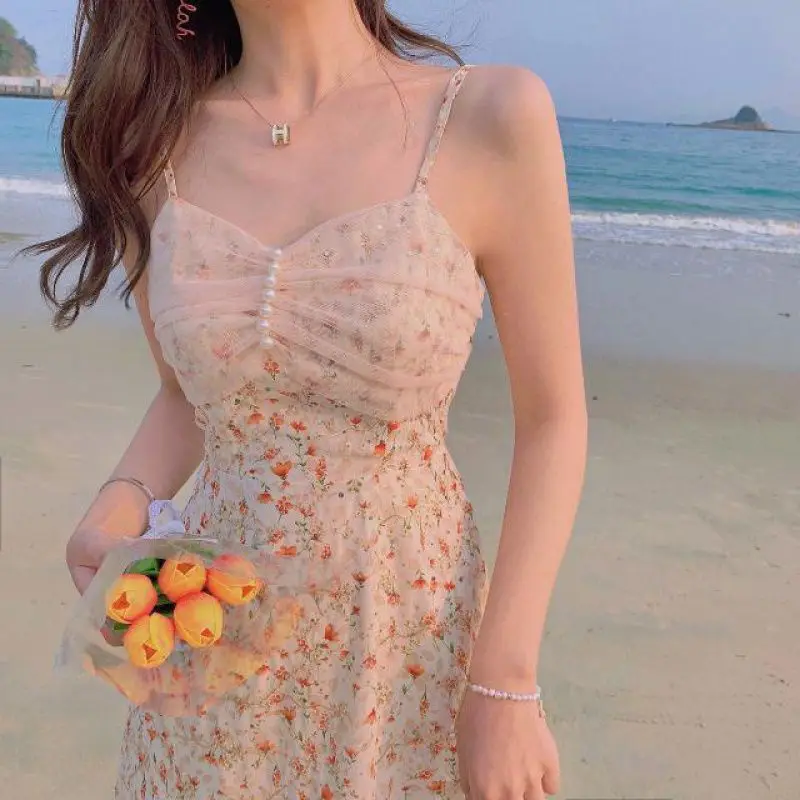 

2021 Summer Small Fresh Net Yarn Stitching Temperament Waist Slimming Fairy Romantic Sling Floral Mermaid Skirt Female Summer