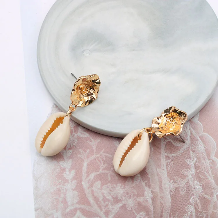 2019 Explosion Models Europe And The United States Big Fashion Travel Street Shoot Earrings Simple Wild Natural Shell |