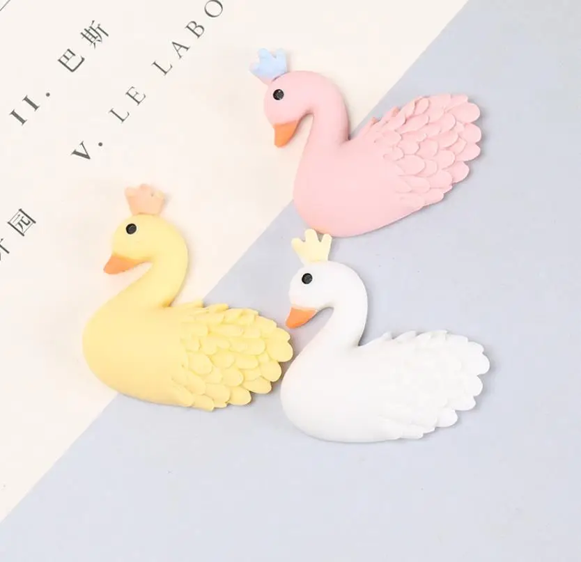 

Кавайная Корона Лебедь с плоской спинкой Кабошон Скрапбукинг крафт для волос банты аксессуары для центра украшения телефона своими руками