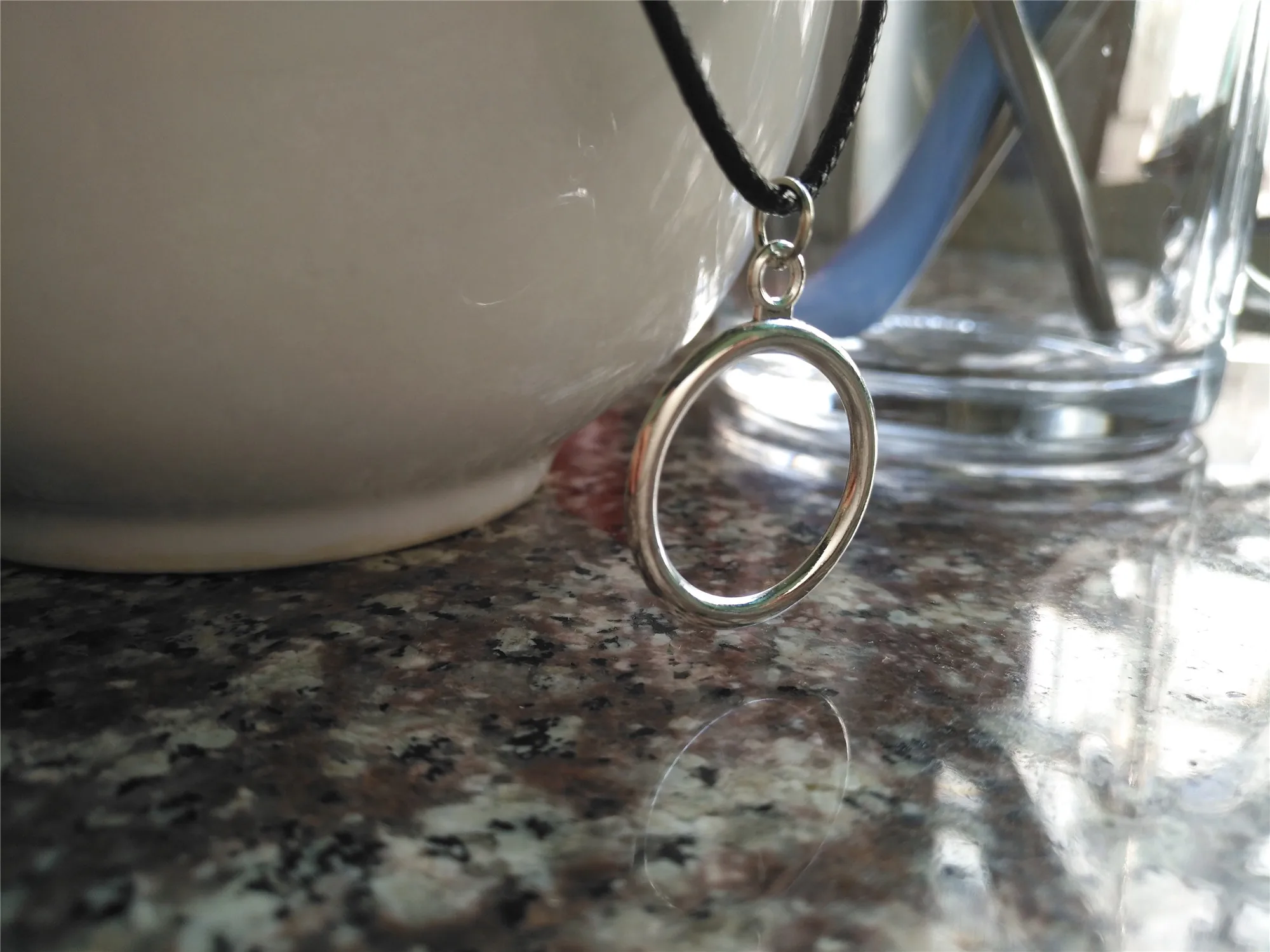 

New geometry hollow round circle pendant Necklace Open Circle Outline love lucky eternity karma circle leather necklace jewelry