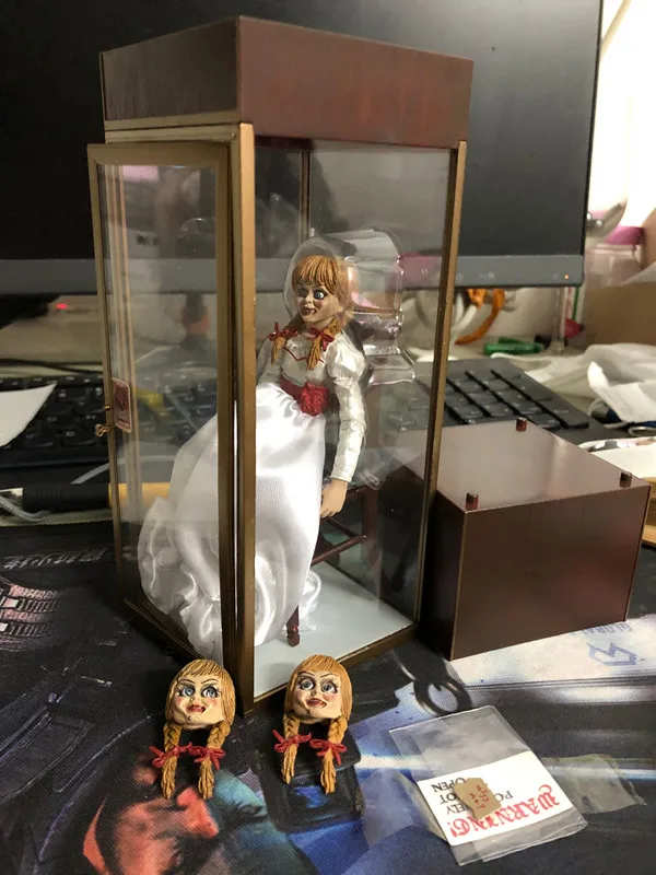 Фигурка NECA Ultimate Annabelle возвращается домой 18 см 7 дюймов