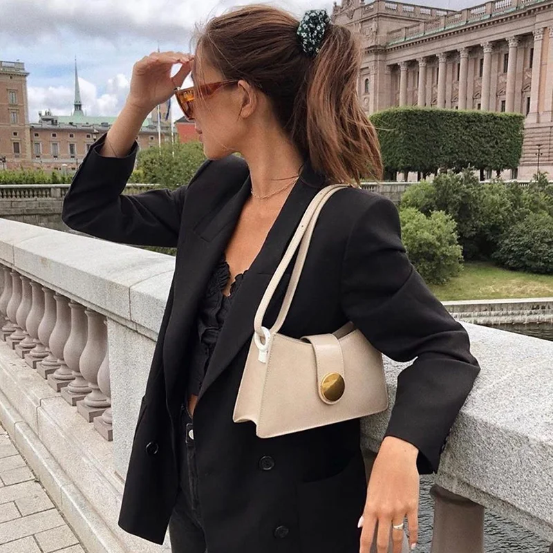 Винтажная сумка аллигатора с металлической круглой пряжкой на плечо кожаная