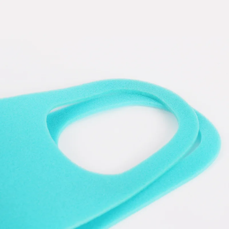 Маска детская многоразовая непромокаемая дышащая с защитой от пыльцы |