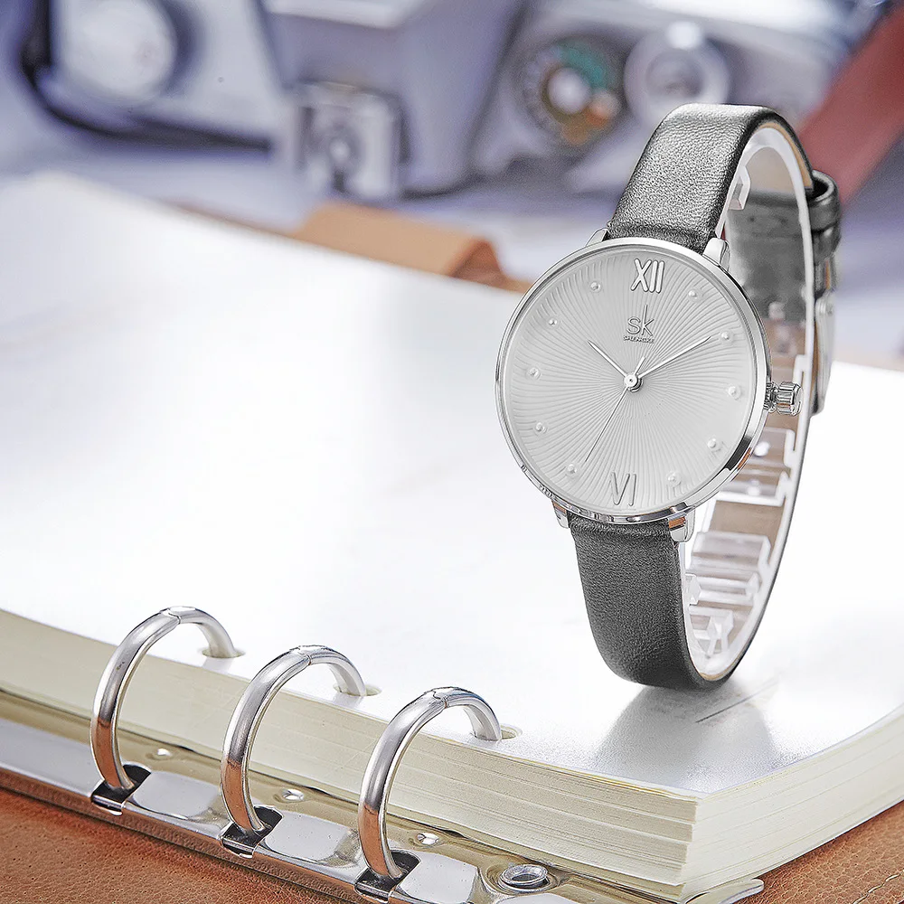 

Shengke 2021 Top Leather Quartz Watch Lady Watches Women Luxury Antique Stylish Round Waterproof Quartz Watch Feminino Montre