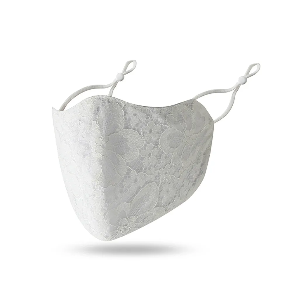

1pc Ladies Fashion Lace Edge Printed Mask Washable And Adjustable Outdoor Elegant Accessories New Reusable Dust Mask 2020#E