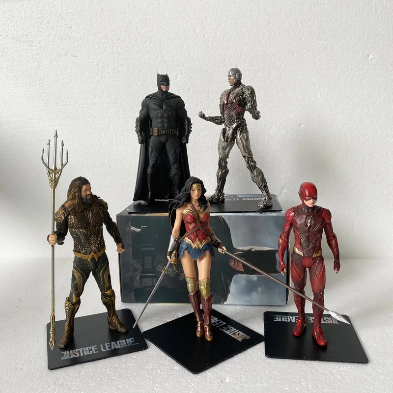 ARTFX Аквамен флэш киборг чудо Брюс Уэйн экшн фигурка Коллекционная модель игрушка