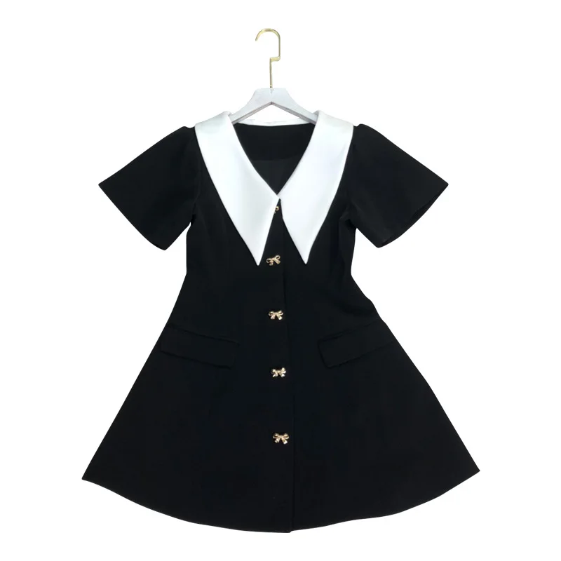 

Shenzhen Nanyou new summer star same French court Hepburn contrast Lapel waist dress